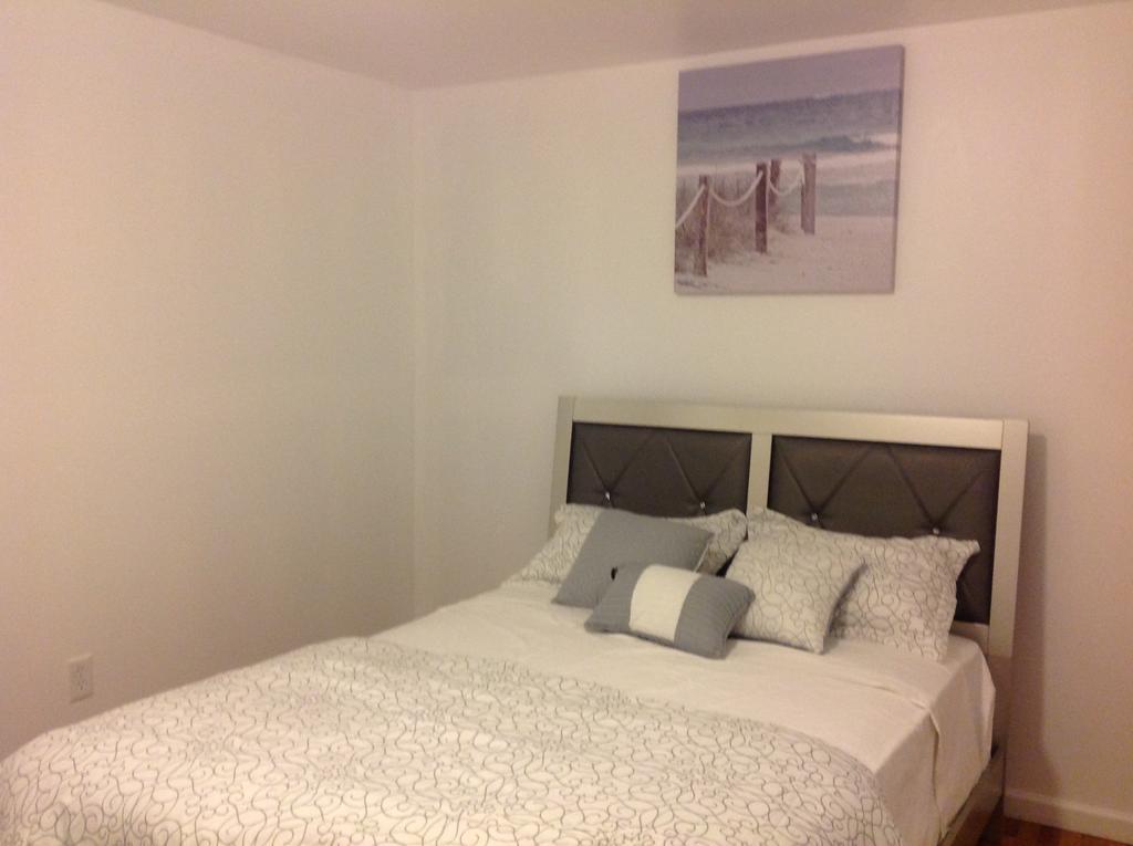 Mojoy Homesuites At Runyon Ньюарк Екстер'єр фото