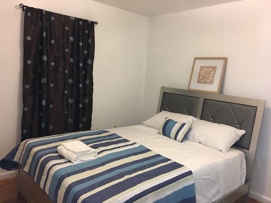Mojoy Homesuites At Runyon Ньюарк Екстер'єр фото