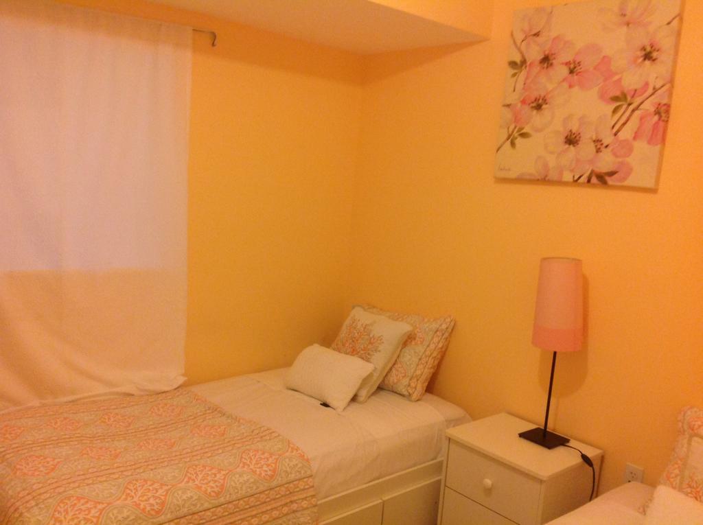 Mojoy Homesuites At Runyon Ньюарк Екстер'єр фото