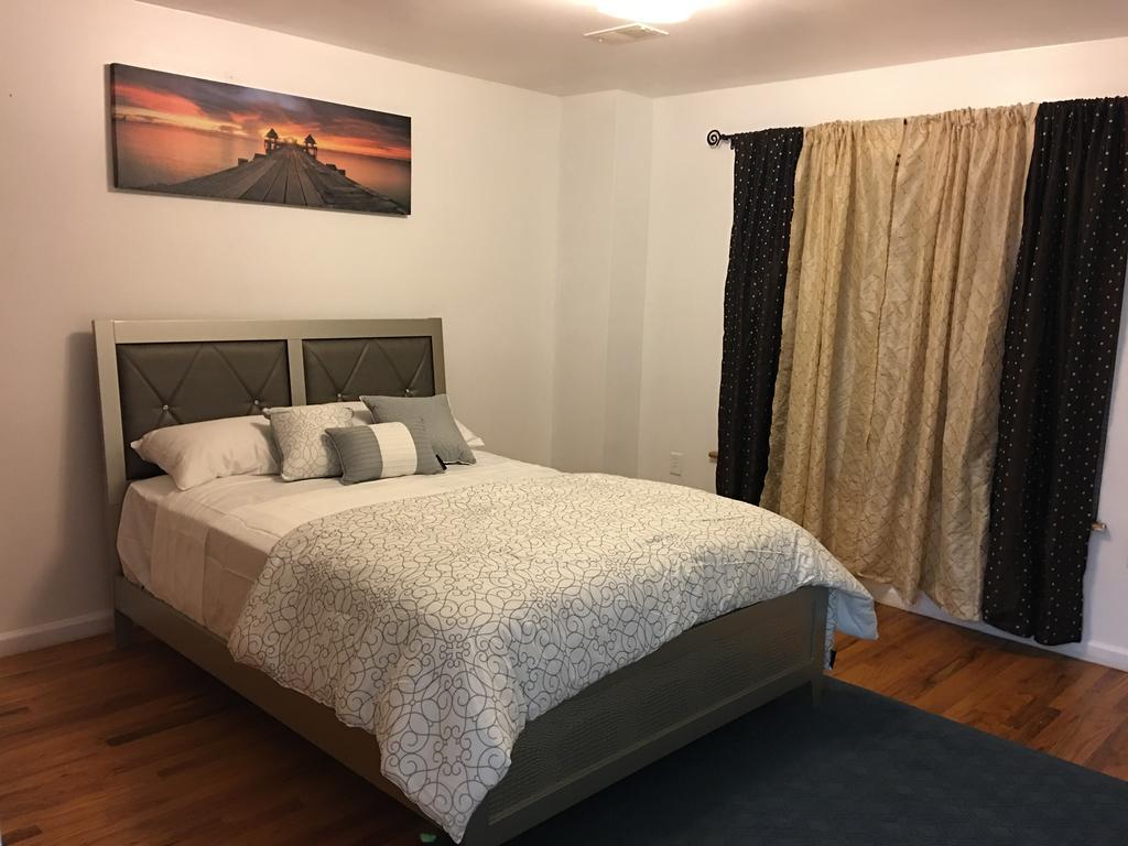 Mojoy Homesuites At Runyon Ньюарк Екстер'єр фото